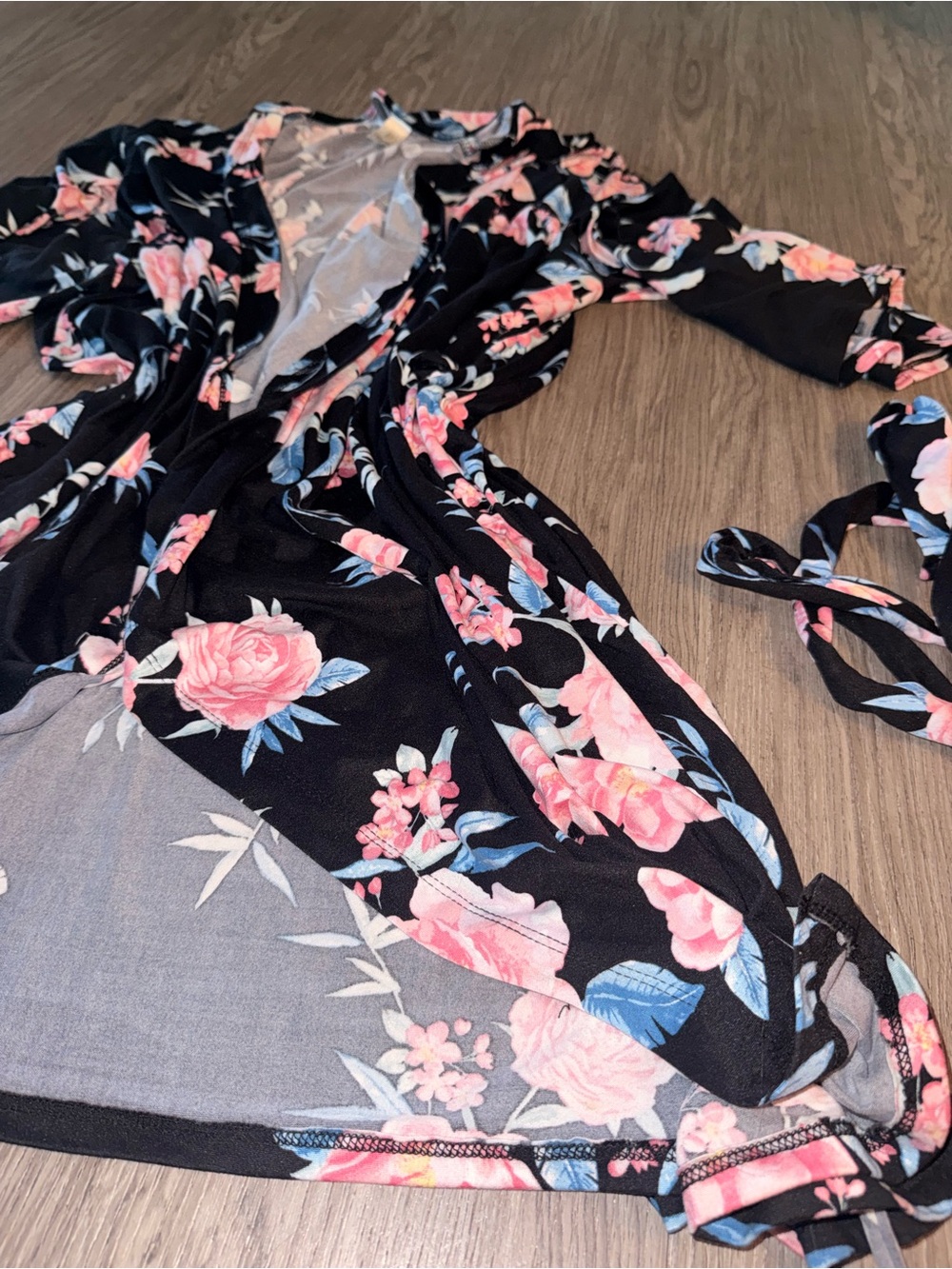 Black Floral Women's Robe with Pink Rose Print - Picture 2 of 6